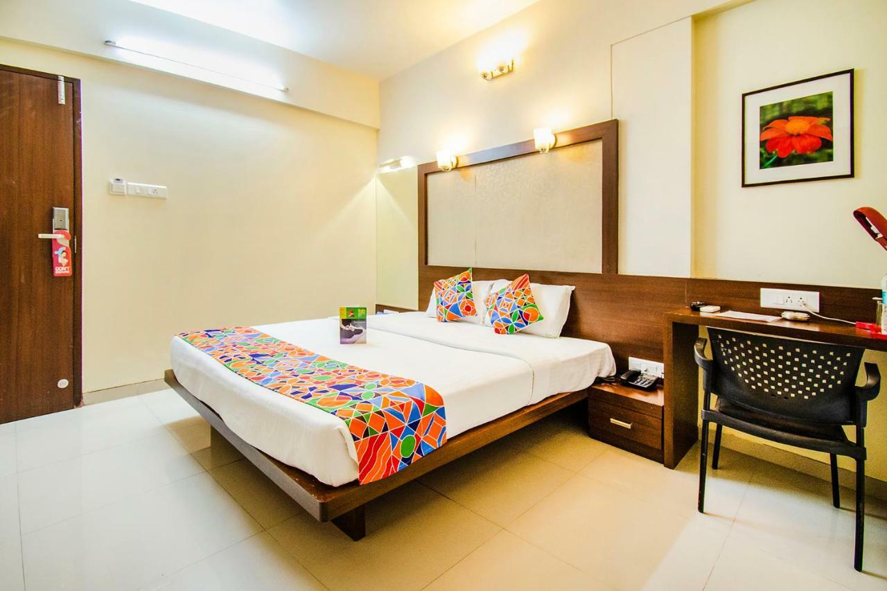 Eco Inn Pune Exterior photo
